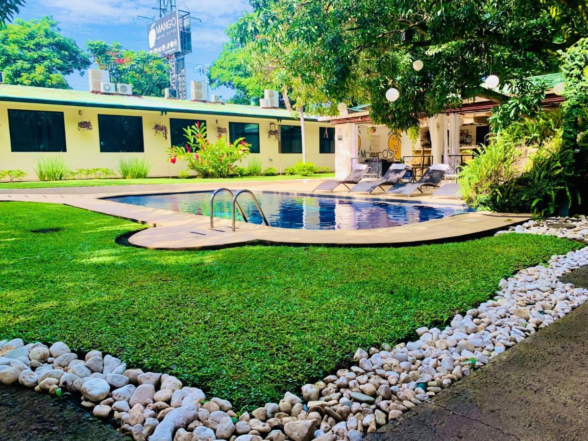 Hotel Mango Airport Рио-Сегундо Экстерьер фото